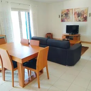 AH - Vila Verde Private Apartment