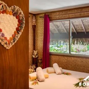 Villa Bora Bora - on Matira Beach