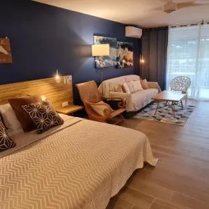 Charm and sea, large studio designed by architect