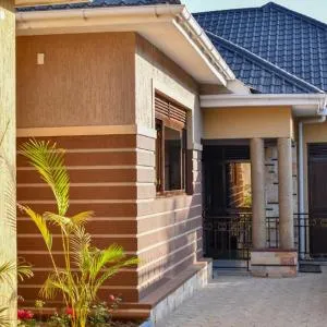 Inviting 3-Bed Apartment in Entebbe