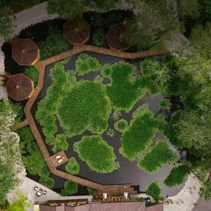 Pikol Lake Village Boutique Glamping