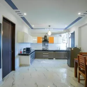 Lime Tree 2 Bhk serviced Apartment Near Fortis Gurgaon