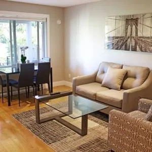 A private,beautiful, modern and bright two-bedroom suitee with kitchen and outdoor patio 11km to Victoria City Centre