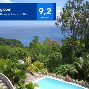 Hillcrest Villas