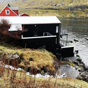 A pearl in a forgotten fjord - Luxury Boathouse