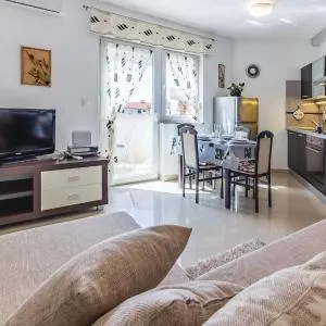 Awesome Apartment In Vodnjan With 2 Bedrooms And Wifi