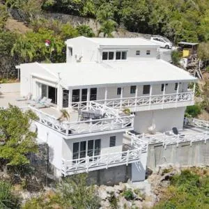 SXM King Size Villa with 4 Rooms and 4 Bathrooms
