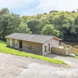 7 Water's Edge, Looe