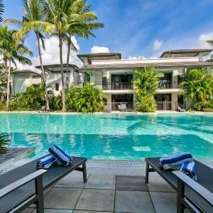 Port Douglas Private Apartments in Temple