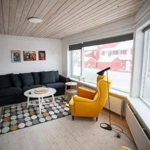 Cozy / Nordic House / Baker / Svartifossur