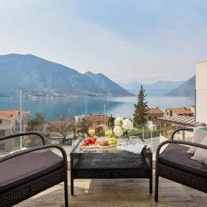 Neda's stunning view apartment