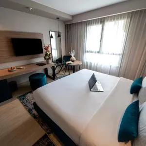 Golden Tulip El Mechtel