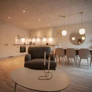New / 4 BR / Cozy / Walks / Hoyvík