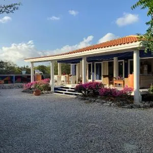 Villa 13, Coral Estate