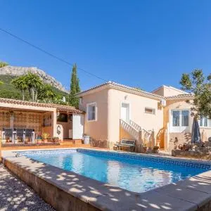 Villa Cucarres 2