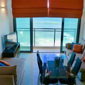 Apartment Ocean front condominium 0407A