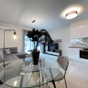 Modern Apartments near Marina Flisvos