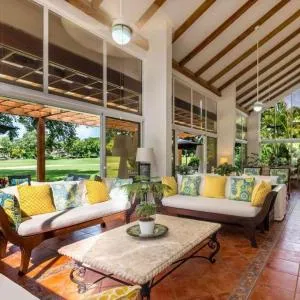 Four Bedrooms Luxury Golf View