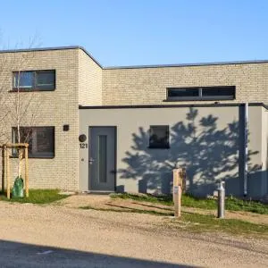Stunning home in Lembruch-Dmmer See with Sauna, WiFi and Indoor swimming pool
