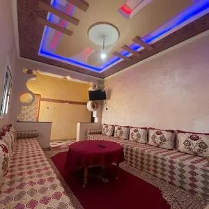 Emi’s Sahara Desert Flat