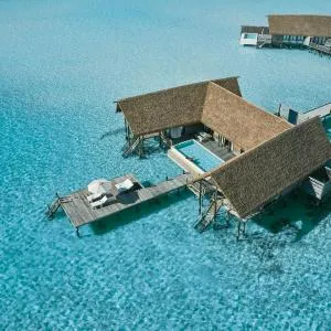 COMO Cocoa Island - Partner Travels FREE for 7 Nights or More