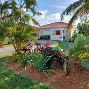 Star Fruit, Apartment for work or getaway