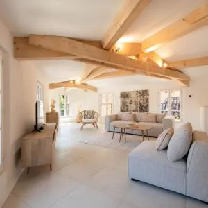 MAISON MARTINE
