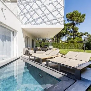 Palm Villa Aroeira by CadenzaLux