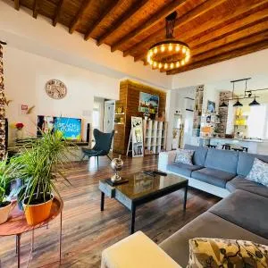 Entire Villa in Saguramo - Near Tbilisi Nature Reserve with Panoramic View