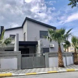 Sema Villa in Kyrenia 4 Bedroom Villa Sleeps 8