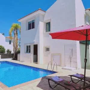 STAY Sunny Bay Villa - Golden Coast