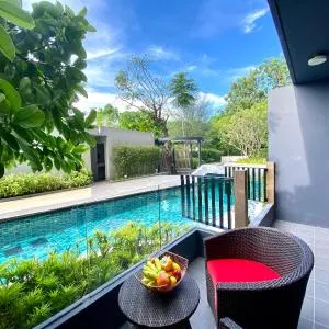 The aristo-access pool room Surin beach