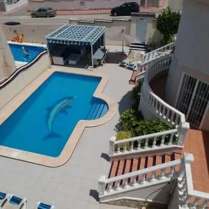 Large 3 Bed Villa Private Pool, Garden, Spacious