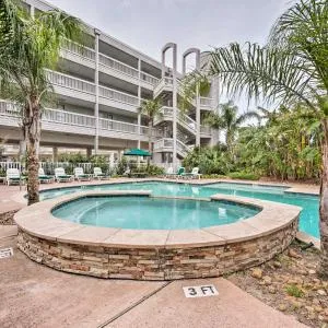 Galveston Condo with Oceanfront Views and 2 Pools