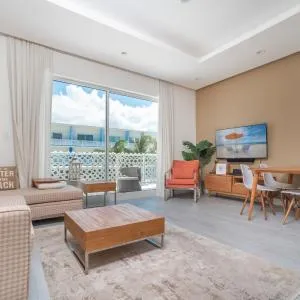 Luxury 1 bed apartment near Seven Mile Beach at The Grove - Villa Flamingo Haven