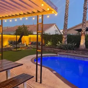 Gorgeous Henderson Home with Pool!