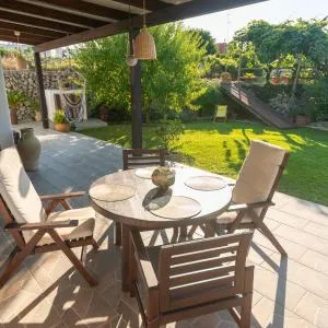 Villa Il Mandorlo with garden and terrace in Forio d'Ischia