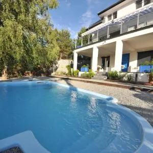 Villa Santorini