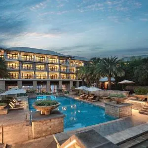 HUALUXE Hotels & Resorts Kunming, an IHG Hotel