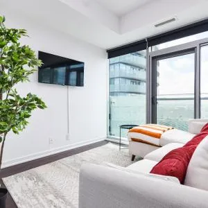 Downtown Toronto condo mins from Scotiabank arena, TIFF, CN TOWER, UNION, MTCC