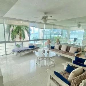Best Location Steps from the Beach