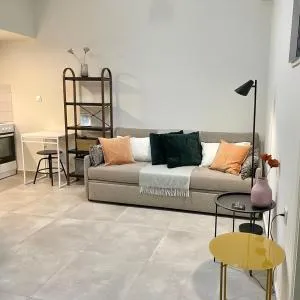 Nikko Mini Suite