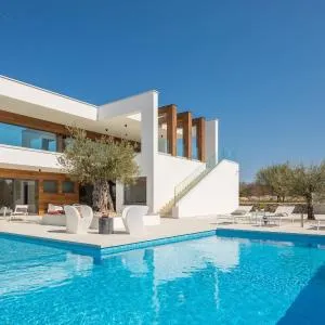 Villa Old Olive VIII by Interhome