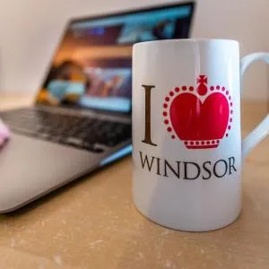 La Casa Suites Windsor