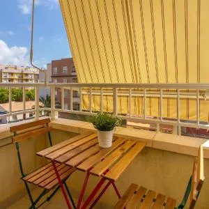 Amazing apartment in Elche with 3 Bedrooms