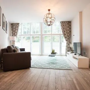 Urban Living's - Windsor Castle Apartments