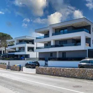 Elle Luxury Apartments Vantačići