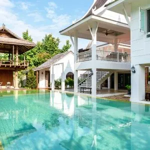 Phi Private Villa: Luxury Thai with Riverview