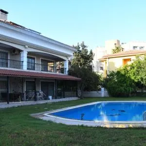 Paritalo/Villa isolla uima-altaalla, Marmaris