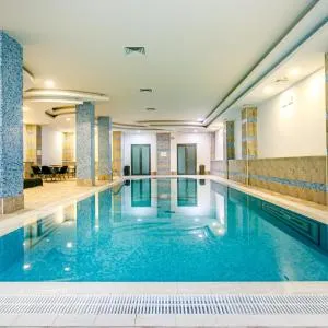 İsr Residance with a pool